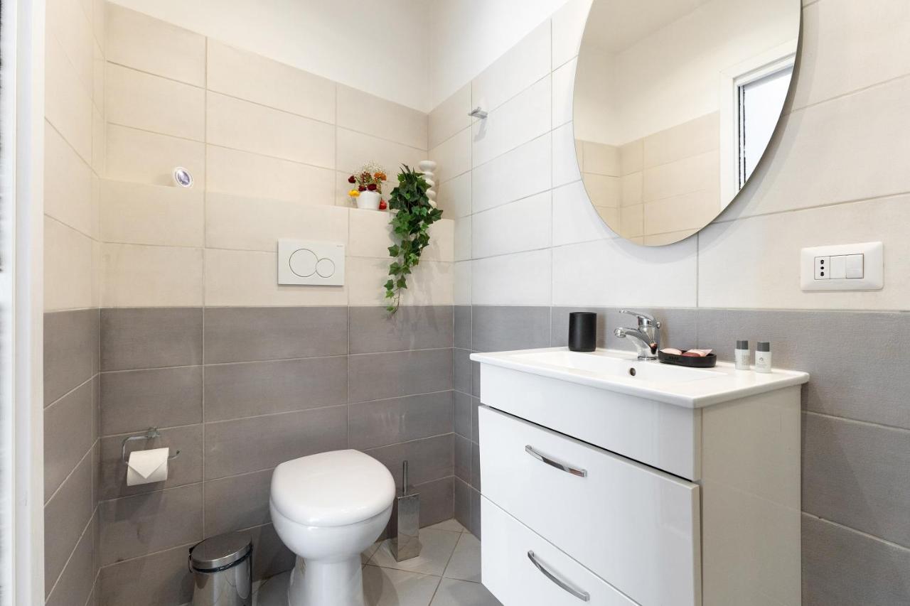 Rome As You Feel - Charming Abode In Trastevere المظهر الخارجي الصورة